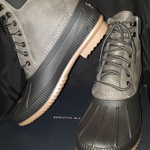 NIB Sz 11 Men's Tommy Hilfiger Duck Boots